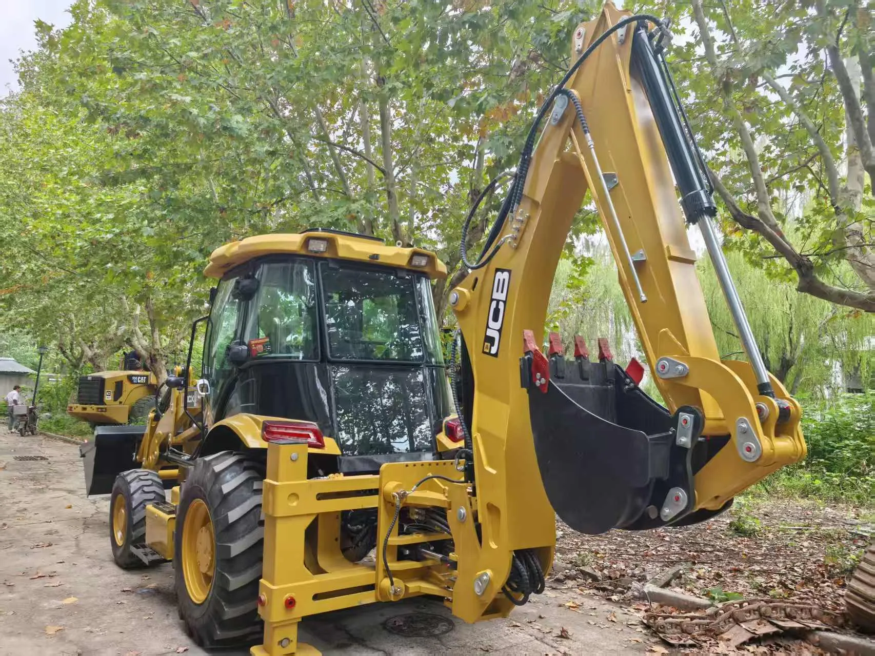 JCB 3CX Backhoe Loader (Multi-Functional Construction Machine)